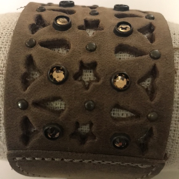 Leatherock Womens Adjustable Snap Stud & Rhinestones Gray Leather Bracelet - Picture 3 of 5